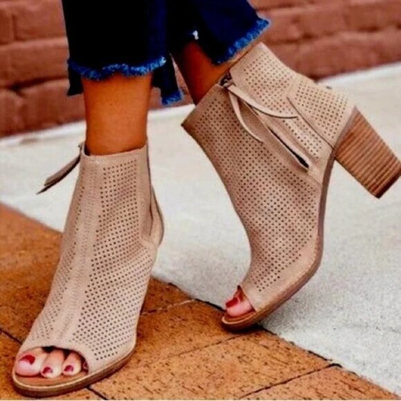 Toms Womens Majorca Peep Toe Perforated Suede Heeled Booties - Picture 1 of 12